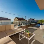 Azeret Zadarvillas Villa