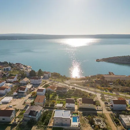 Azeret Zadarvillas Maslenica