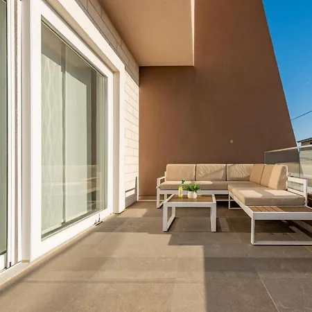 וילה Azeret Zadarvillas *