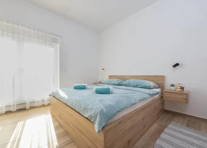 Azeret Zadarvillas וילה *