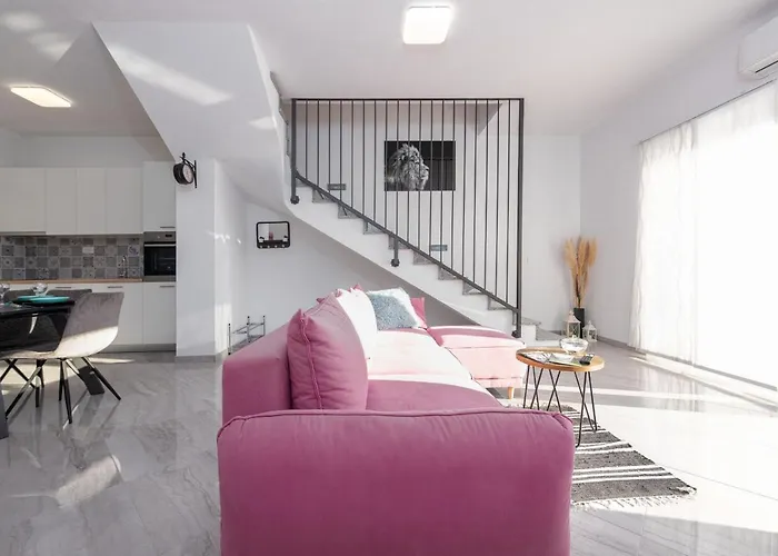 וילה Azeret Zadarvillas מסלניקה