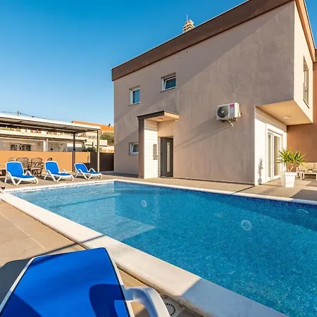 Villa Azeret Zadarvillas *